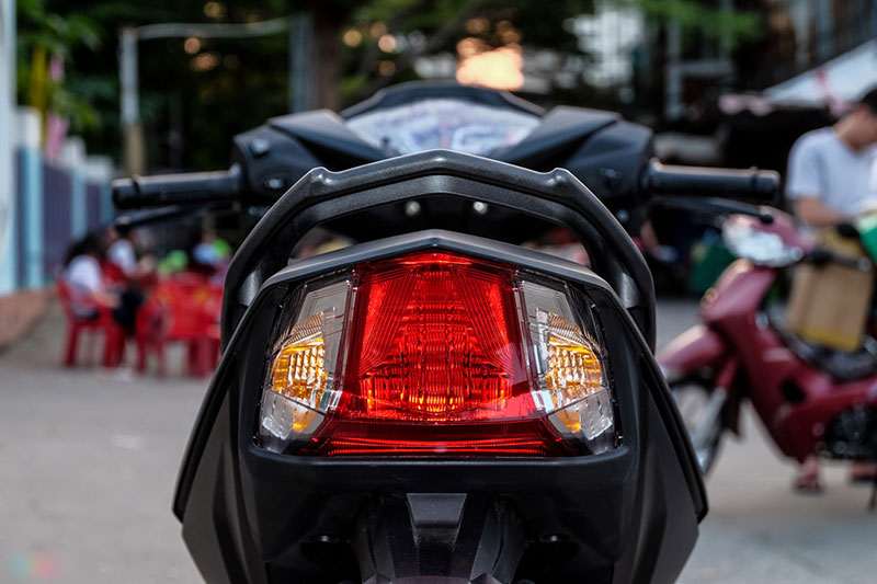 Chi tiết Honda Winner đen mờ vừa ra mắt tại Việt Nam